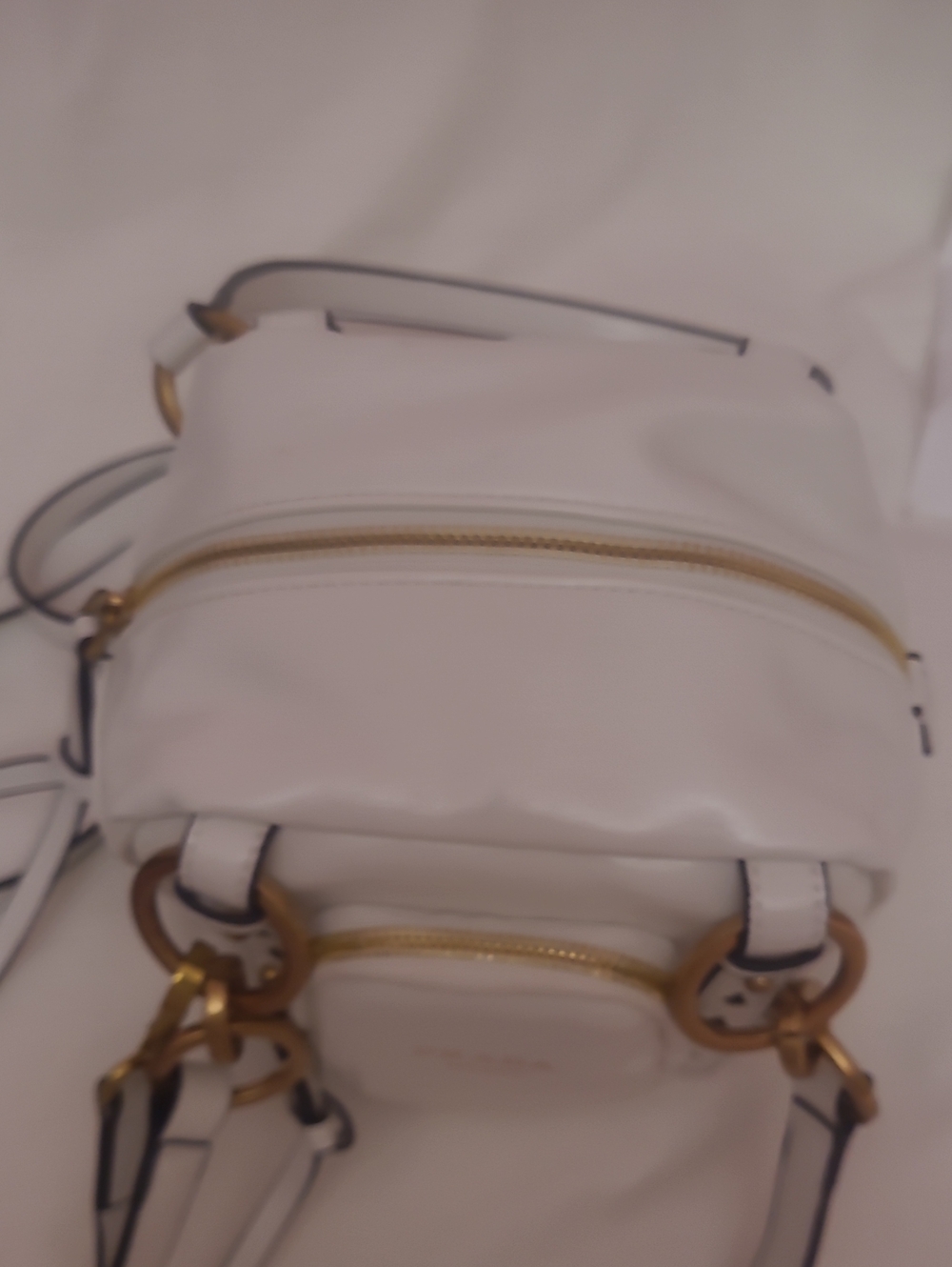 Crossbody Handbag - Picture 7 of 9